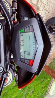 Ducati Hypermotard 1100 S - 4