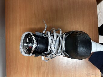 Brusle Bauer Vapor X3 - 4