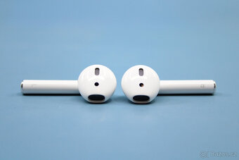 Sluchátka Apple AirPods (2019) - se zárukou - 4