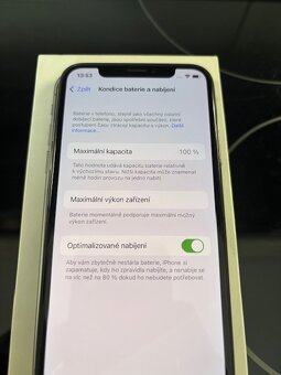 iPhone X 256 gb černý - 4