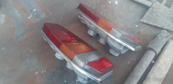 Prodám Zadní světla Škoda 120L - užovka - 4