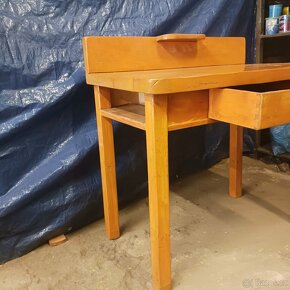 Velmi zachovalý starý stůl - 4