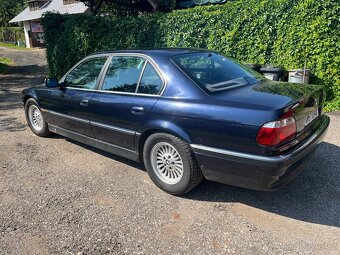 Prodám BMW 740i(96) 4.4L 210Kw - 4