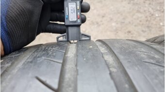 Letní pneu 275/40/19 Dunlop Run Flat - 4