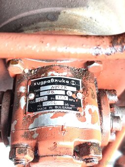 Hydraulický rozvaděč, čerpadlo, pístnice - 4