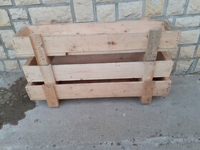 Dřevěný truhlík - 4