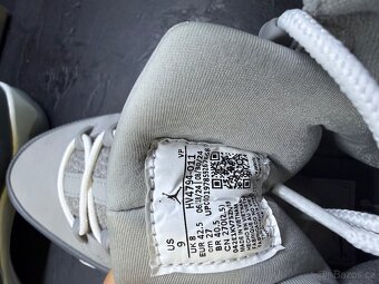 Nike AIR JORDAN 9 RETRO - 4