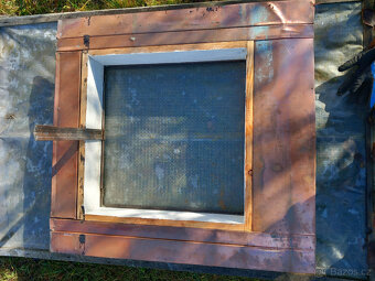 Výlezové střešní okno měděné 2 ks - 4