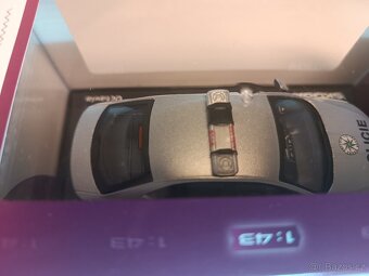 Abrex model 1/43 Škoda Octavia III (2012) - 4