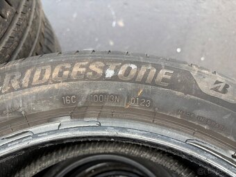 Letní 215/55/18 bridgestone - 4