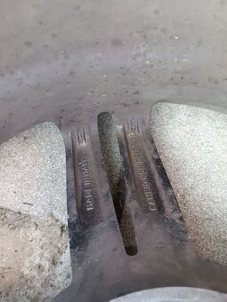 1 ks kolo BMW r17 - 4