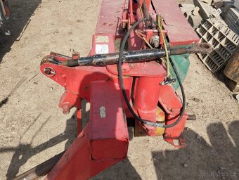 Sekačka Pöttinger Nova - 4