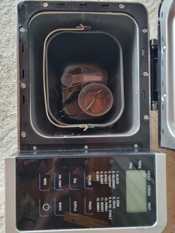 Domácí pekárna PHILCO - 4