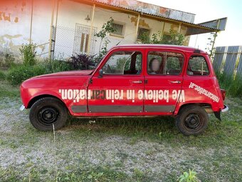 Renault 4GTL - 4