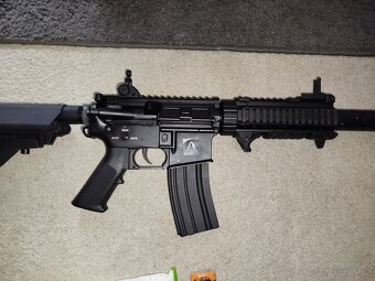 Airsoft útočná puška - 4