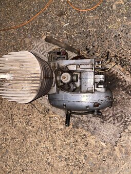 Motor cz 250 - 4