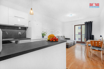Prodej bytu 2+kk, 64 m², Praha, ul. Andersenova - 4