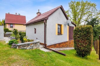 Zděná chata u řeky Úslavy s možností trvalého bydlení - 4