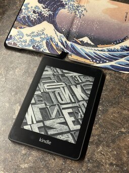 Amazon Kindle Paperwhite 10. gen čtečka knih 8GB + obal - 4