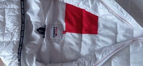 Lehoučká bunda Tommy Jeans. - 4