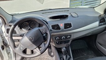 Megane LPG 2011 - 4