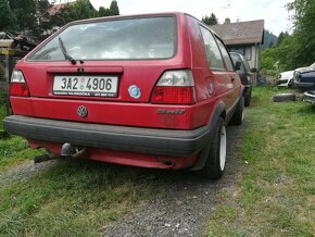 VW golf MK2 1,8 66 kw - 4