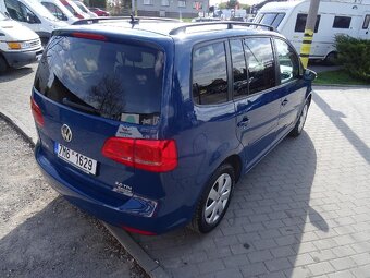 Volkswagen Touran 2.0 TDI, 103 KW, r.v 12.2012, 7 míst - 4