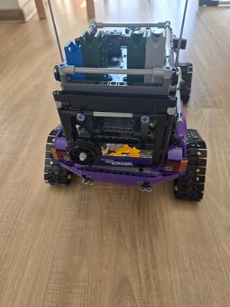 Jako nove, nezaprasene Lego technic 42069 extreme adventure - 4