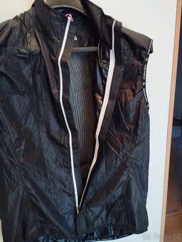 Cyklistická dámská vesta/větrovka Endura Pakagilet vel. XL - 4