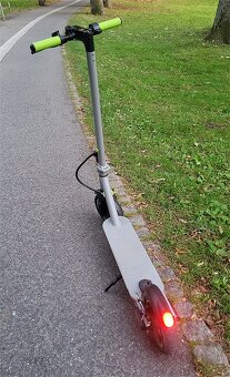 výkonná elektrokoloběžka City Boss RS350 - 4
