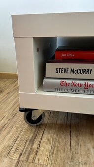 TV stolek s kolečky - 4