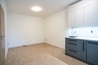 Pronájem: Zrekonstruovaná Garsonka - Trutnov - Žižkova ulice - 4