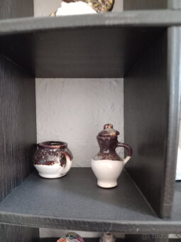 Polička + miniatury - 4