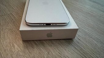iPhone Air 256GB White - 4
