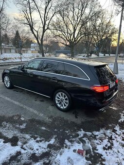 Mercedes-Benz E-Class 220D 2018 - 4
