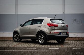 Kia Sportage 2.0 CRDi 4WD Gold A/T - 4
