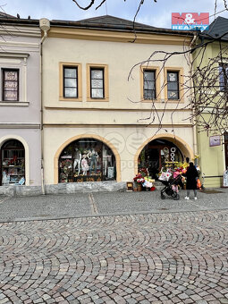 Prodej rodinného domu, 600 m², Bruntál, ul. nám. Míru - 4