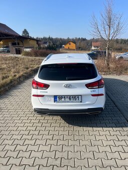 Hyundai i30 kombi - 4