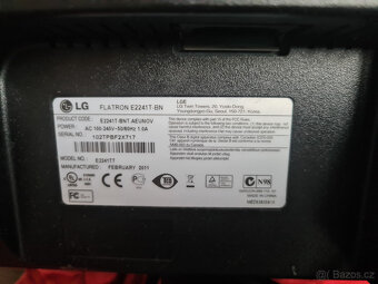 Širokoúhlý 21,5" LG LED monitor řady dvi sub - 4