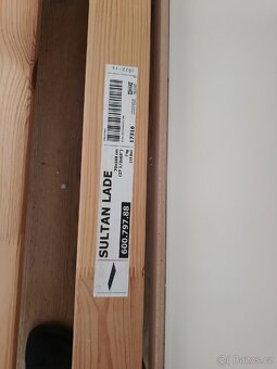 Dětská postel IKEA (masiv), matrace, 2 chrániče,prostěradla - 4