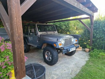 Jeep Wrangler TJ 2.5 benzin 4x4 - evropská verze - - 4