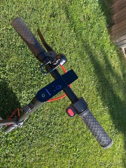 Elektrická koloběžka Xiaomi mi scooter pro 2 - 4