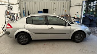 Renault Mégane II sedan 1.6i 82kW – možnost splátek - 4