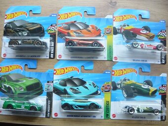AUTÍČKA HOT WHEELS - 4