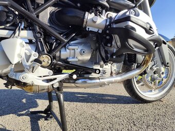 BMW R 1200 R.  4400KM - 4