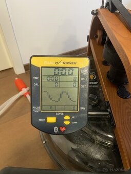 vodní veslovací trenažér - 4