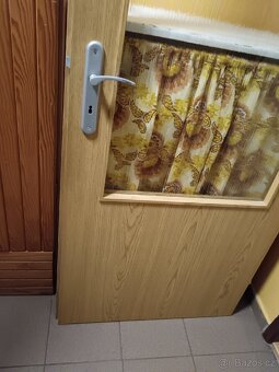 Prodám interiérové dveře 60-80 - 4