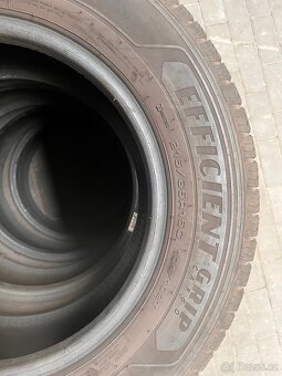 Goodyear efficientGrip 215/65 R15C - 4