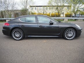 Porsche Panamera 4S 3.0 - 4