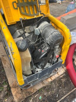 Půjčení/pronájem Vibrační deska Wacker Neuson DPU 80r - 4